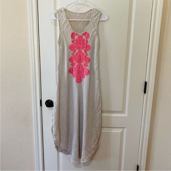 Embroidered Linen Dress‎ - Picture 1 of 6